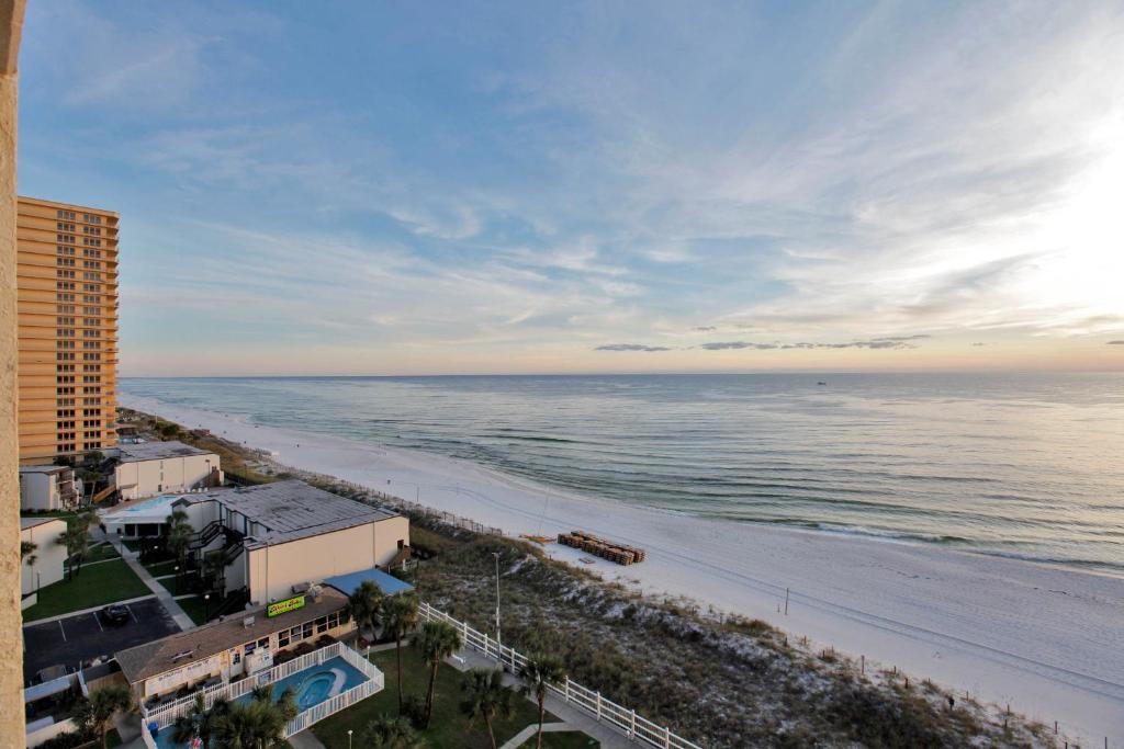 Exterior view, The Summit by Panhandle Getaways in Panama City (FL)