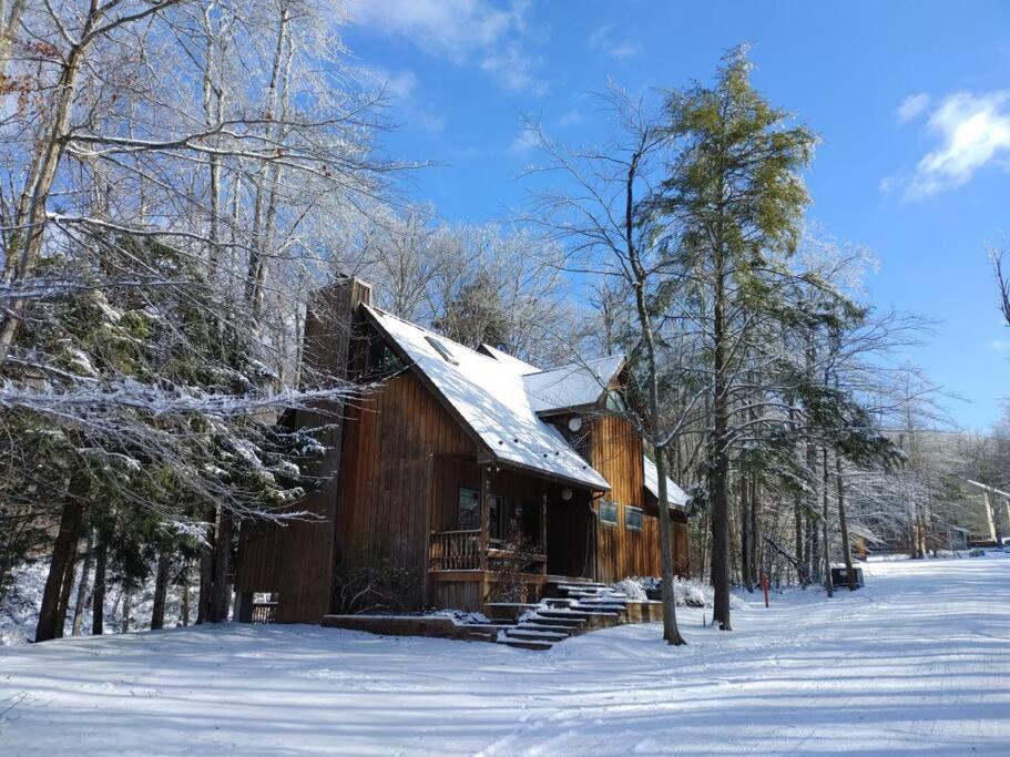 Rippling Waters close to Timberline ski slopes, Cortland