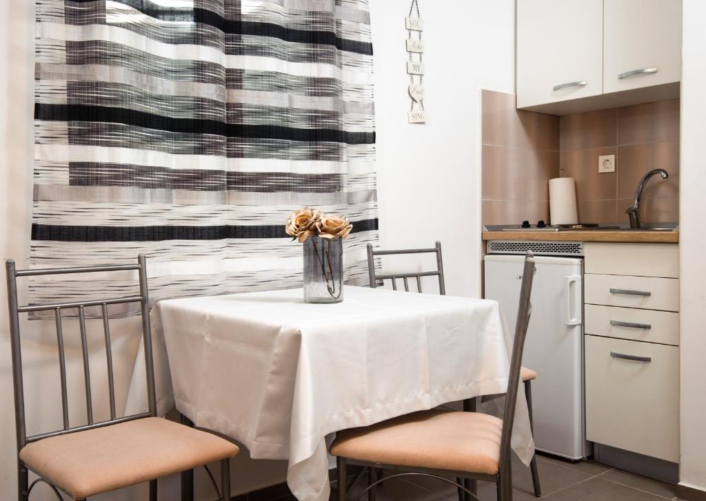 La Perla Luxury Apartments photo