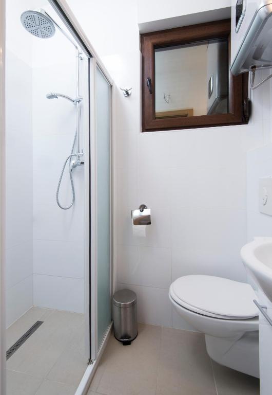 La Perla Luxury Apartments photo