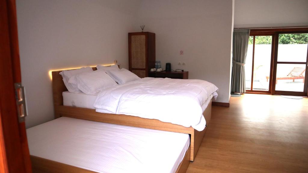 Kyara Resort Ciwidey Kyara Resort Ciwidey