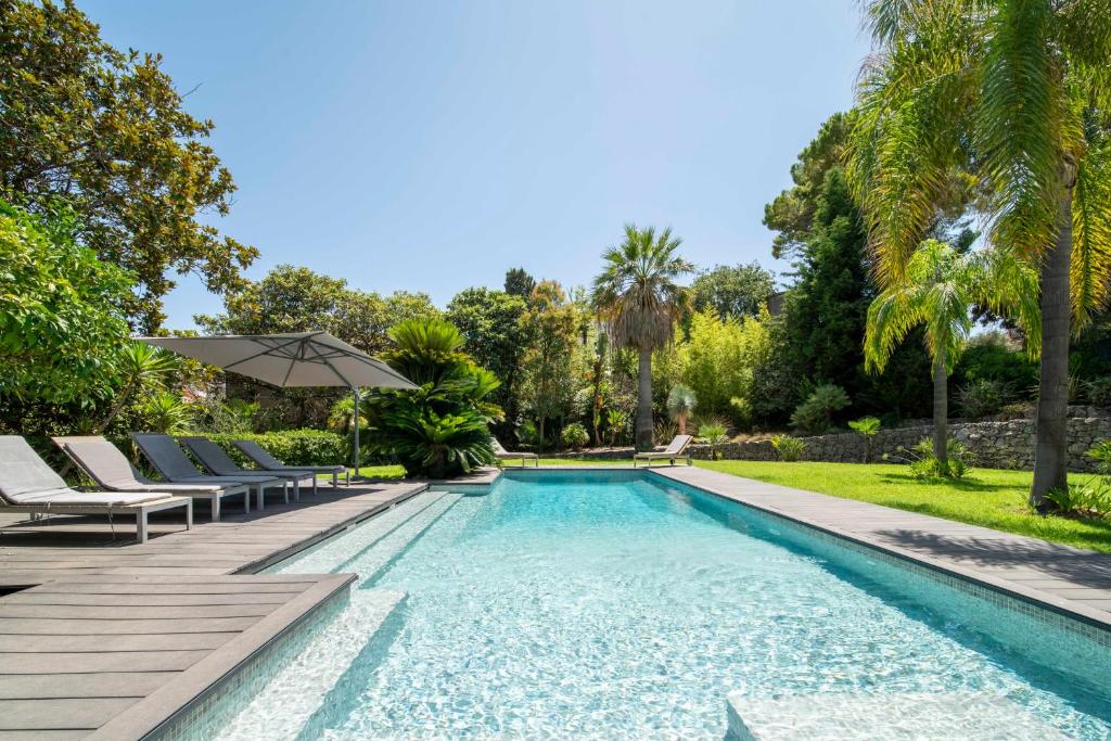REF 1941 - Cannes Center - Villa for rent - 3