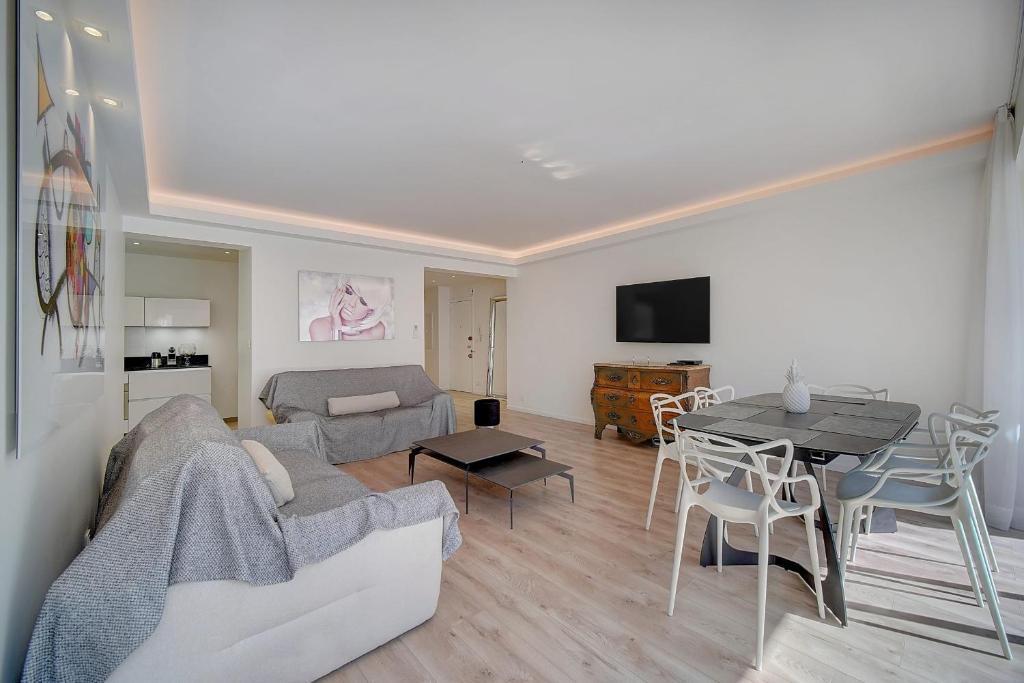 REF 1425 - Cannes Center - Apartment for rent - 2