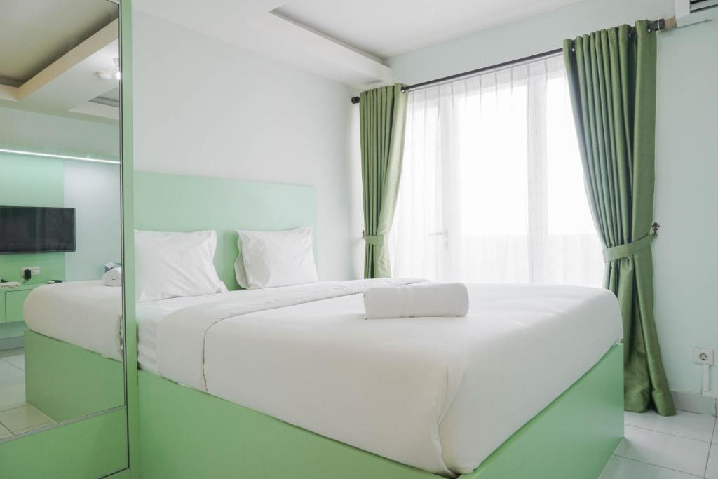 Cozy Studio at Amethyst Apartment By Travelio, Jakarta