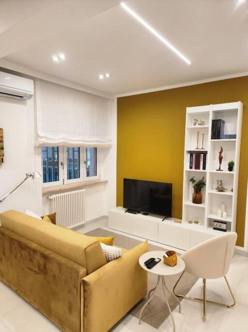 RDhomes Falvo, Vomero - 5
