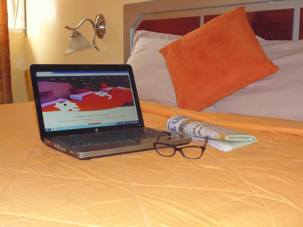 Hotel Malecon Inn photo