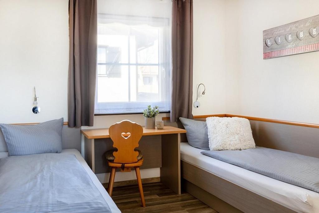 Ferienhaus Nr 86, Kategorie Komfort Plus L, Feriendorf Hochbergle, Allgäu - 3