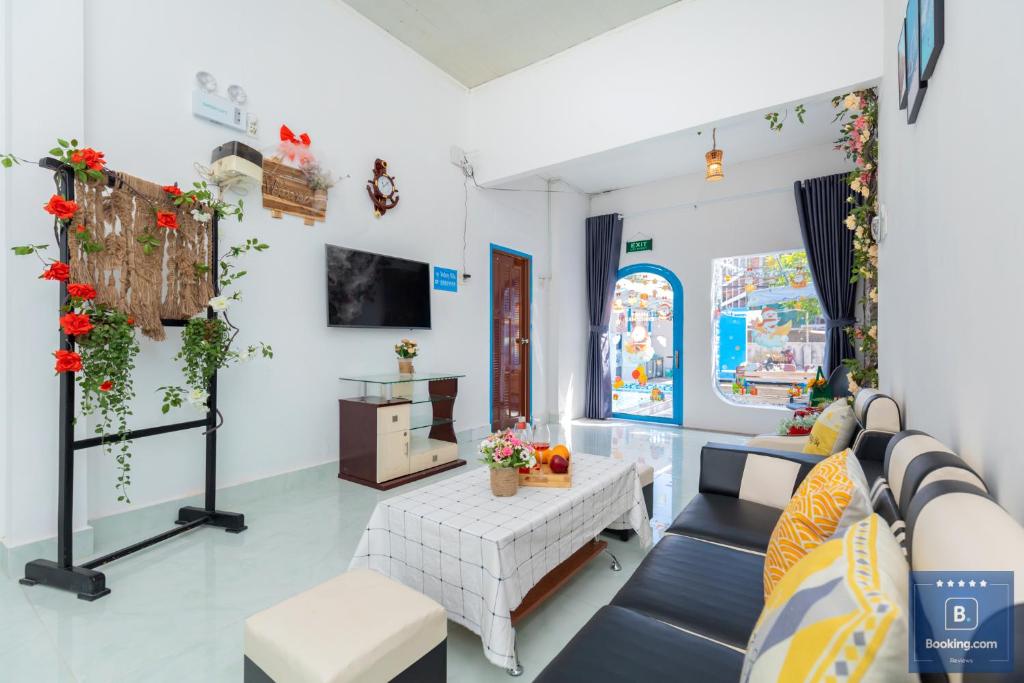 Villa Tret Khong Lau 39 PCT - Đi Bo Ra Bien Bai Sau 200 Met