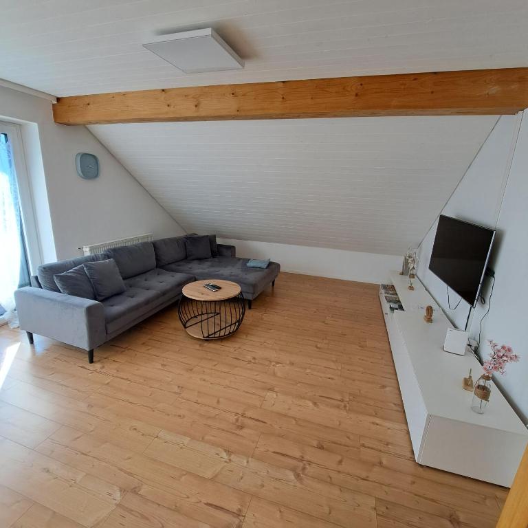 Ferienwohnung Ludwigshöhe - 5