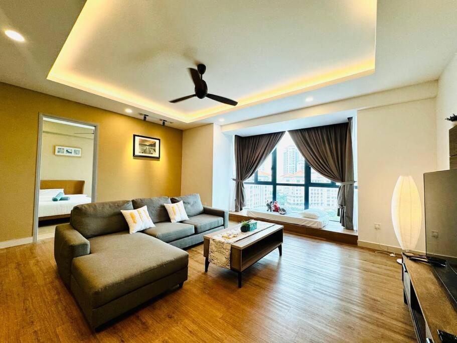 JazzSuite Muji Seafront unit NearStraitsQuay, Tanjong Tokong