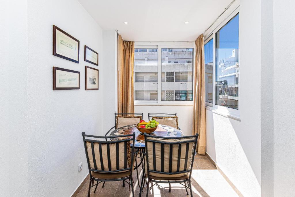 Tartaruga Azul, Armação de Pêra