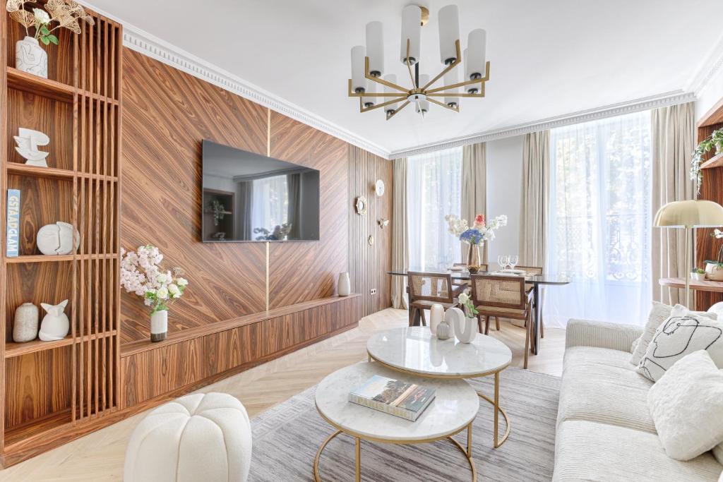 Stunning 2 bedroom at Montparnasse - 3