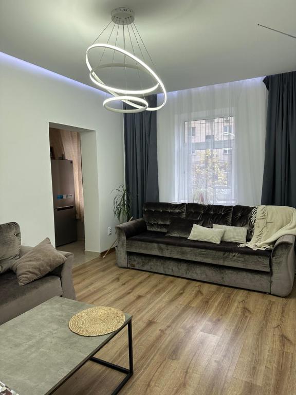 Lviv Opera apart, Lvov