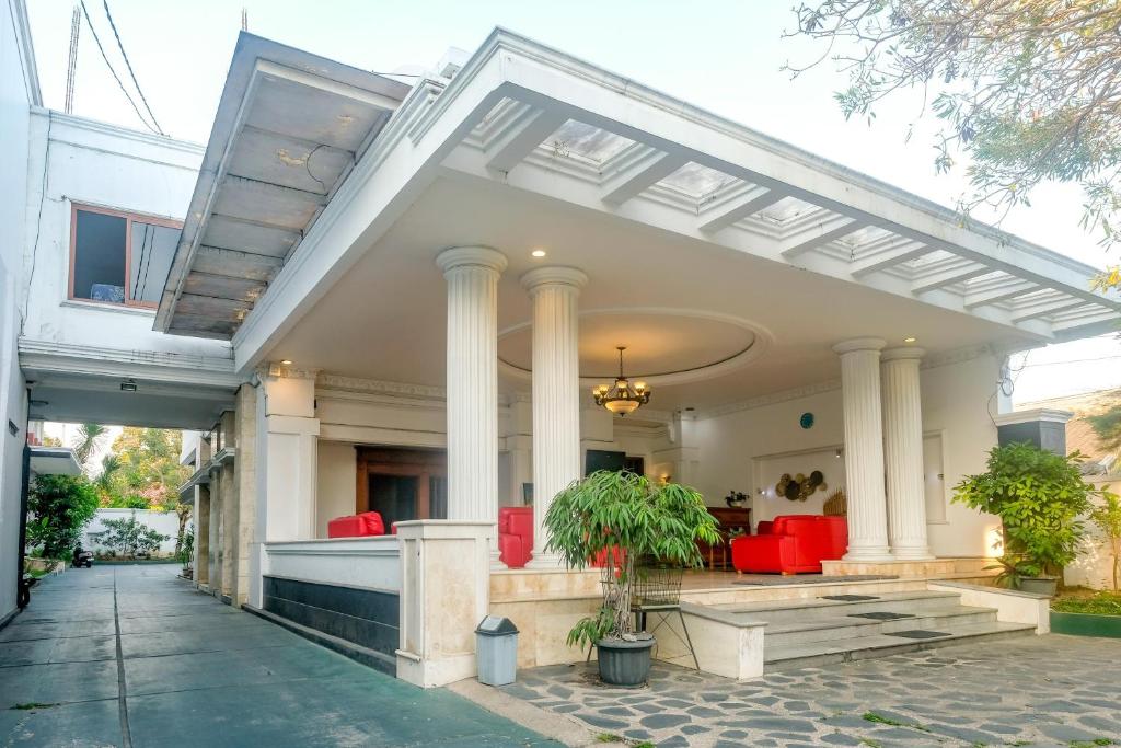 Entrance, Super OYO OYO Capital O 514 Omah Pari Boutique Hotel in Yogyakarta