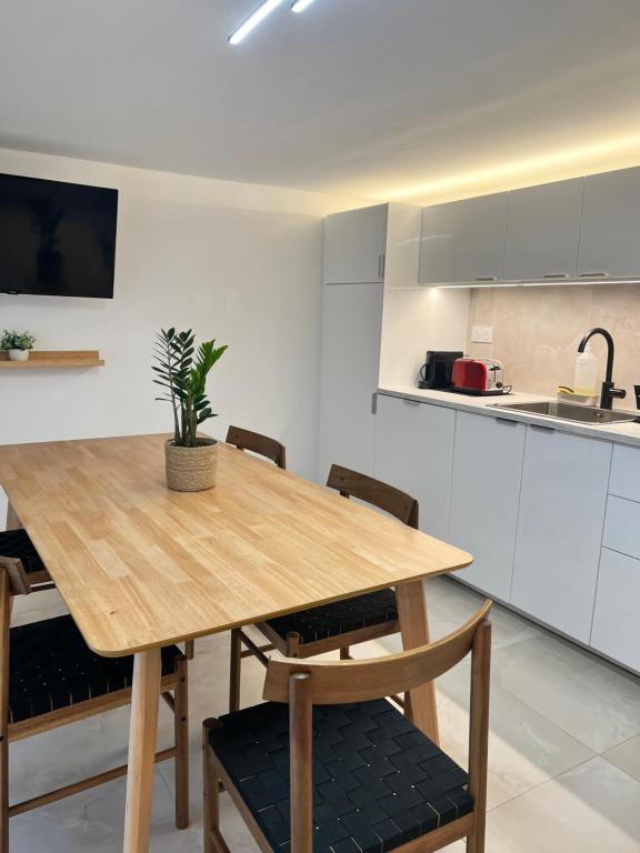 9 Écluses-Canal du midi Logement entier T2 climatisé avec piscine - 3