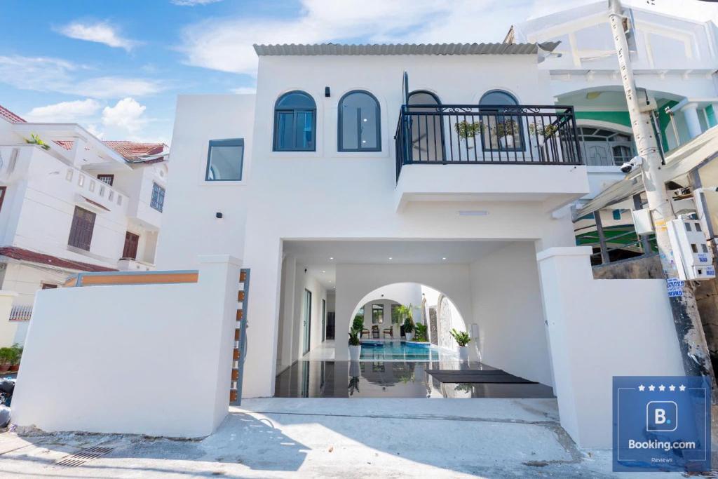 Villa Vung Tau Đi Bo Ra Bien Gan Cot Co Bai Sau - 160 HHT