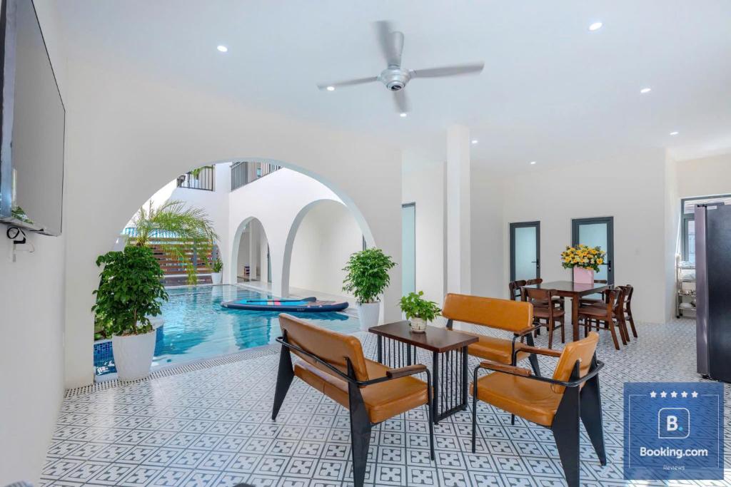 Villa Vung Tau Đi Bo Ra Bien Gan Cot Co Bai Sau - 160 HHT