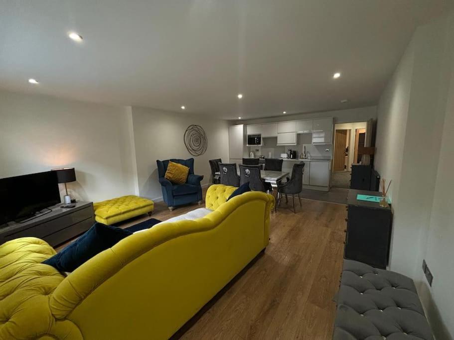 Modern 2bed Flat - Ideal for Wind Turbine, Cleethorpes