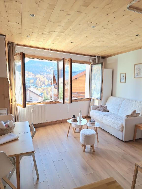 T2 cosy avec très belle vue à 400m des pistes - 1
