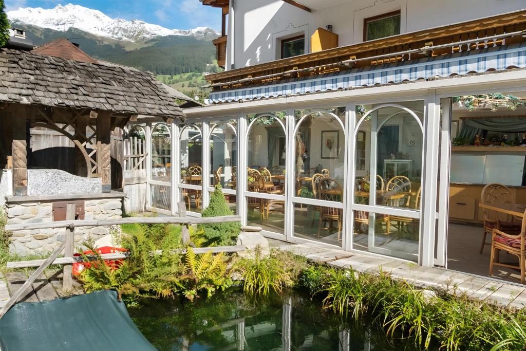 Priskas Residence, Stanga