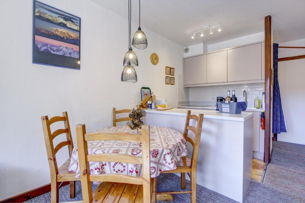 Atray B7 Apartment - Snow and Trek - 5