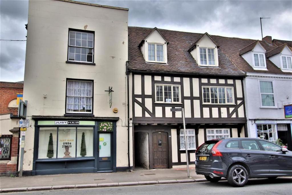 Tudor Cottage - hidden treasure, Tewkesbury
