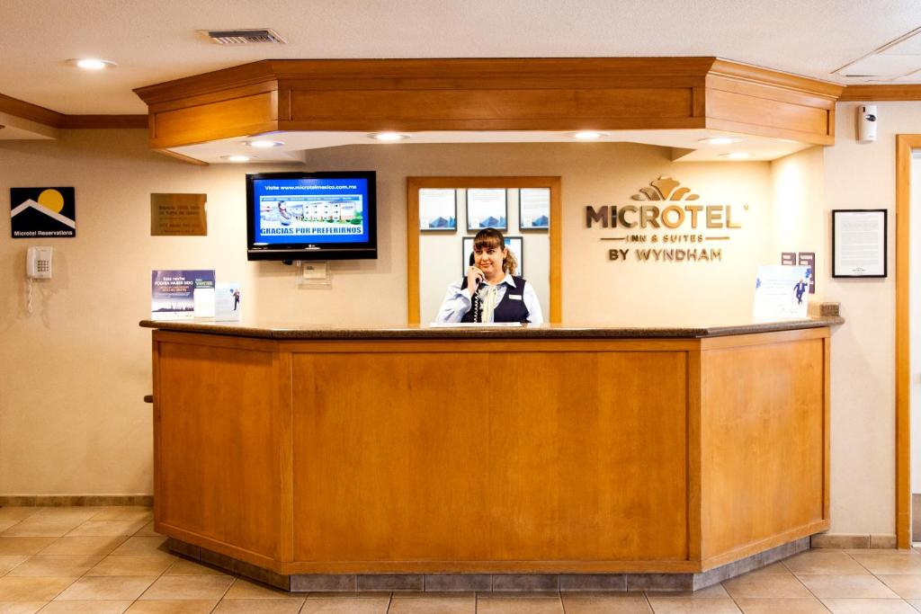 Microtel Inn & Suites by Wyndham Chihuahua photo
