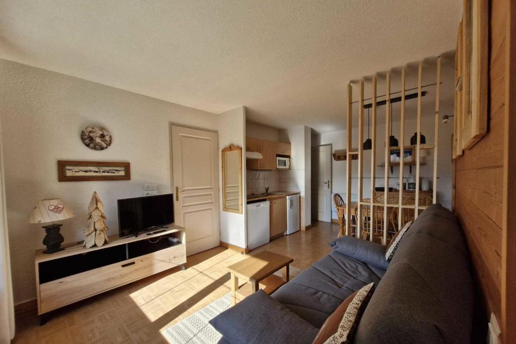 Appartement cosy avec balcon et vue montagne - 3