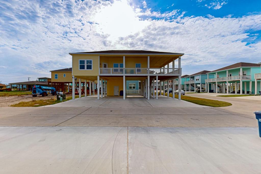 Sunshine Paradise, Rockport