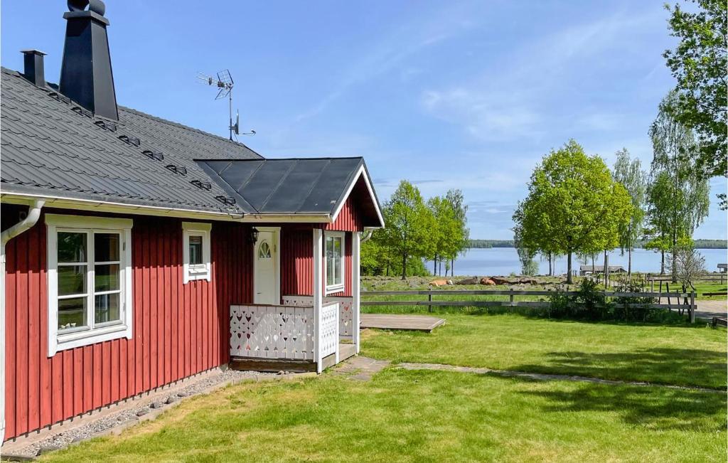 Amazing Home In Vittaryd With Wifi, Kvänarp