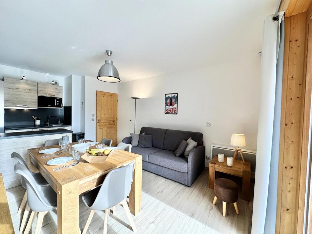 Résidence Le Hameau Des Rennes - T2 DANS UNE RESIDENCE AVEC PISCINE MAE-8831 - 2