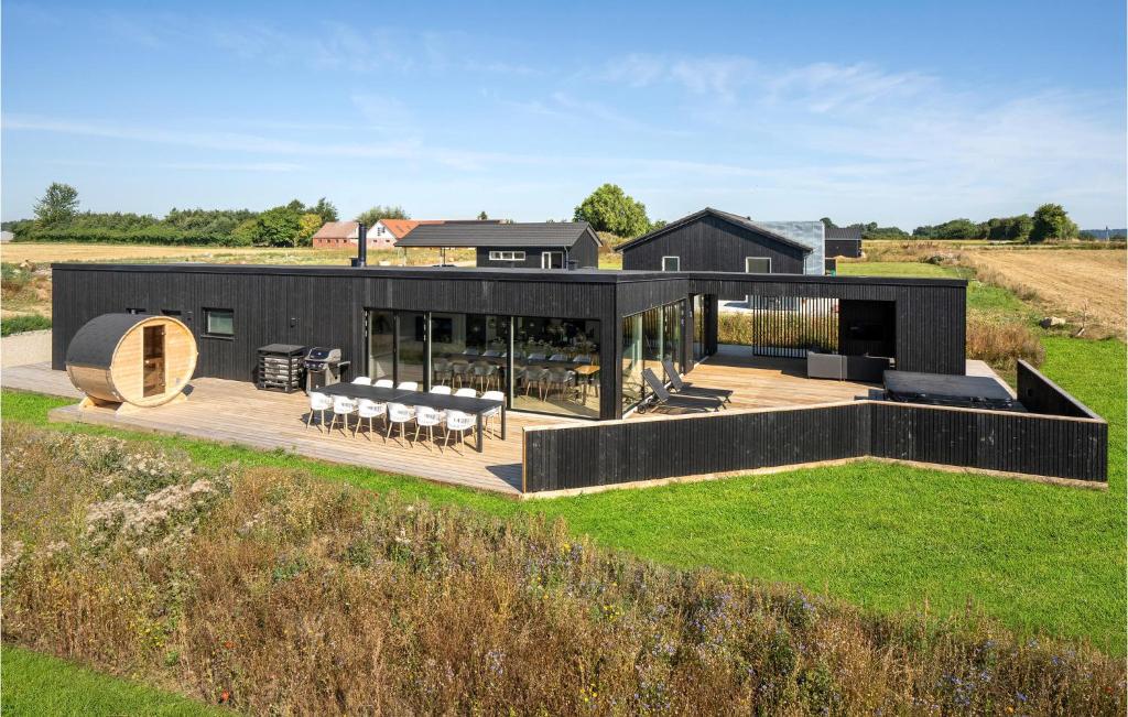 Amazing Home In Børkop With Wifi, Børkop