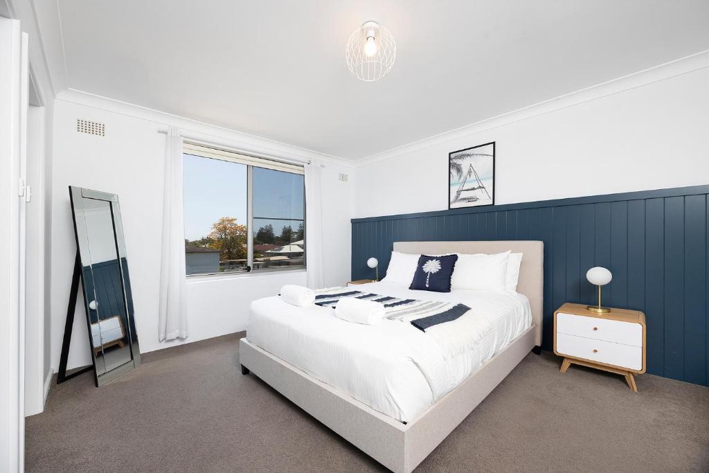 Breakwaters 5, Tuncurry