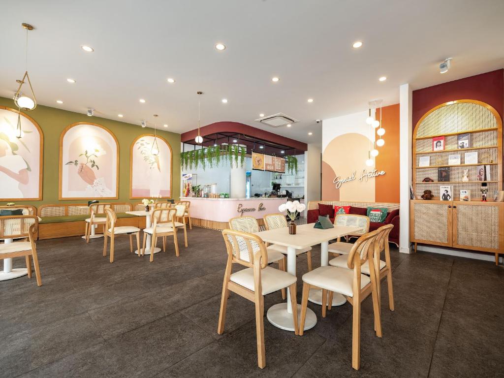 Palette Collect’s Boutique Hotel Ha Long