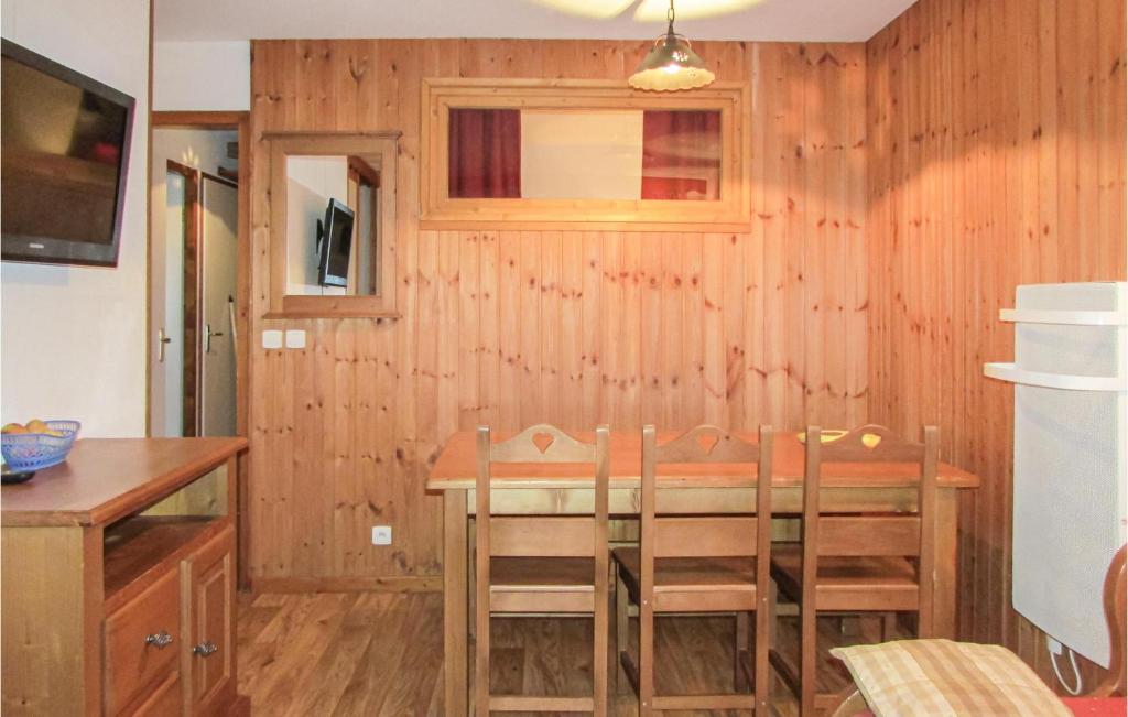 Gorgeous Apartment In Puy St Vincent - 3