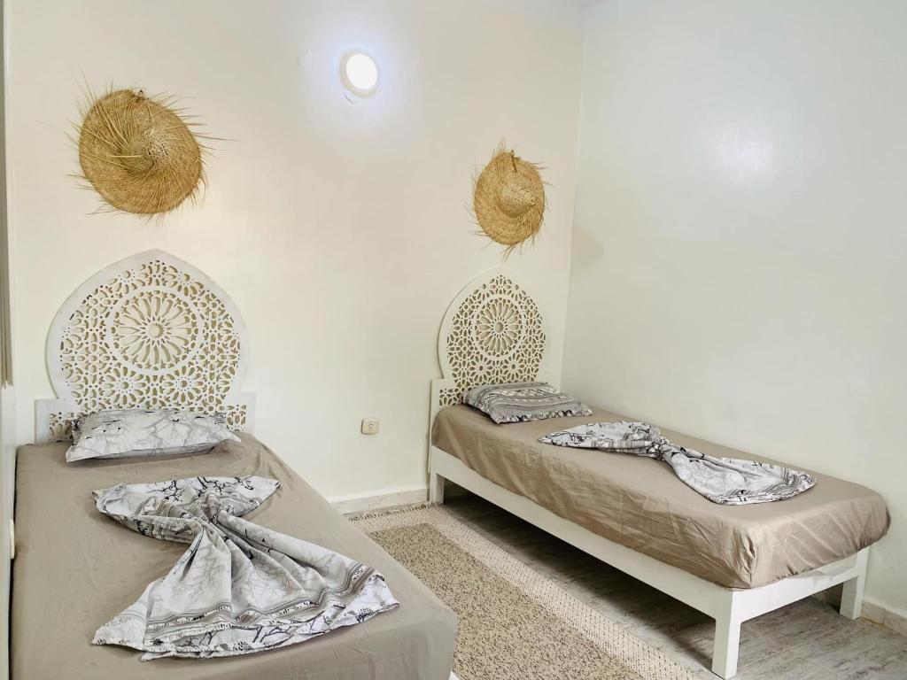 Gateway to heaven ⵣ, Houmt Souk