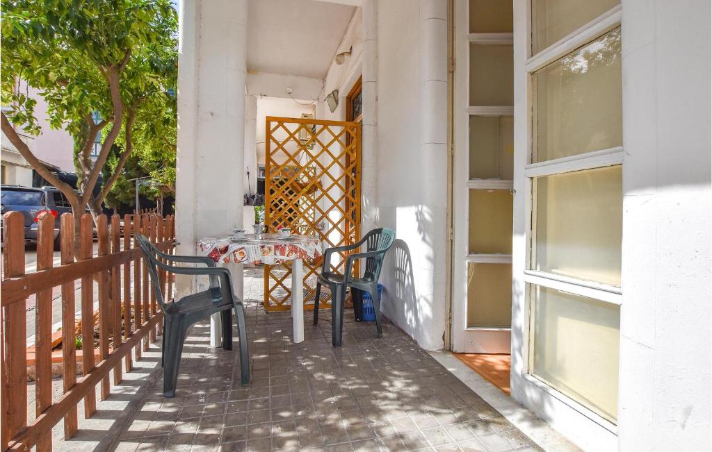 1 Bedroom Pet Friendly Apartment In Acireale - 1