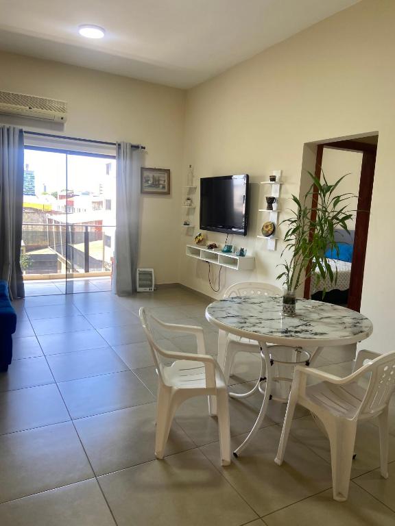Departamento al lado de Fortis - 4