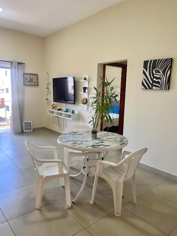 Departamento al lado de Fortis - 1