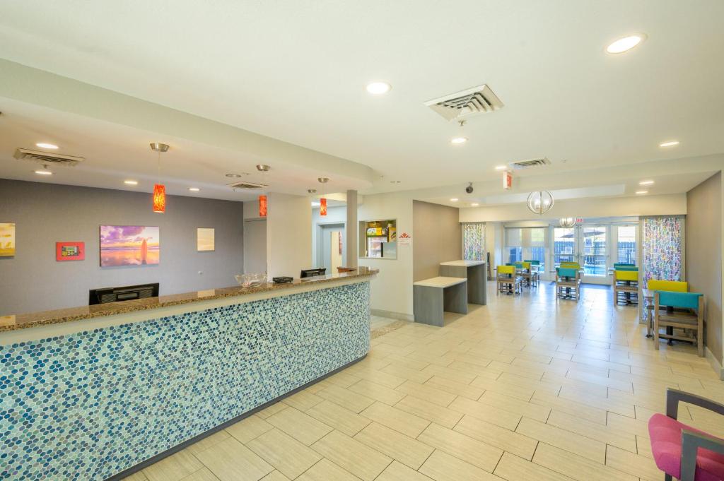 Exterior view, Hawthorn Extended Stay by Wyndham Panama City Beach in Panama City (FL)