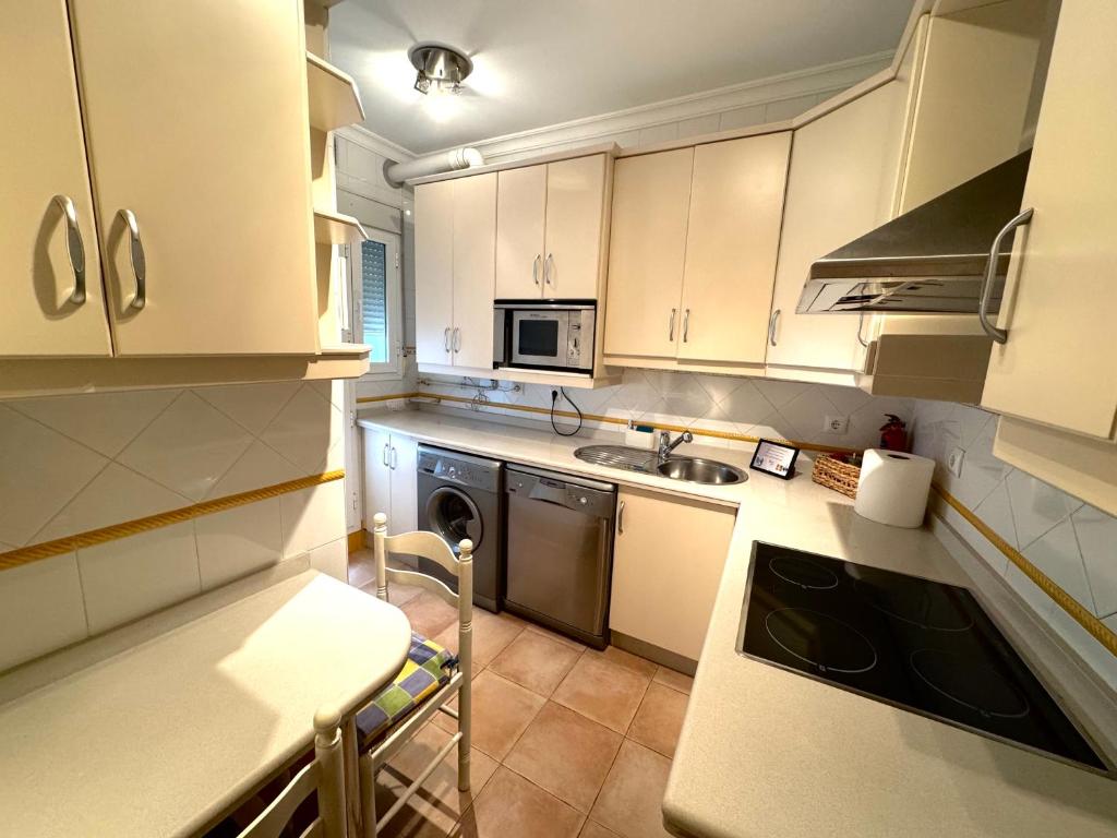 Apartamento en CORAZÓN de CÓRDOBA con PARKING OPCIONAL - 3