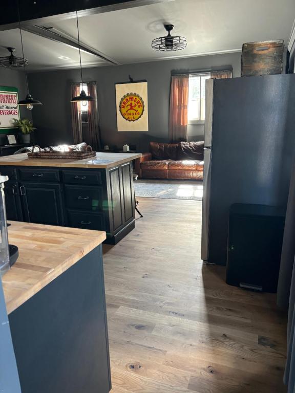 the old soda factory, Mount Carmel