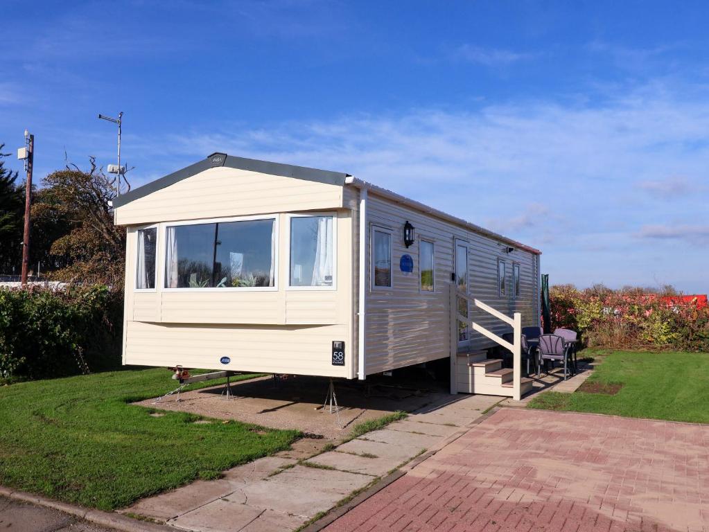 No 58 Westfield, Barmston