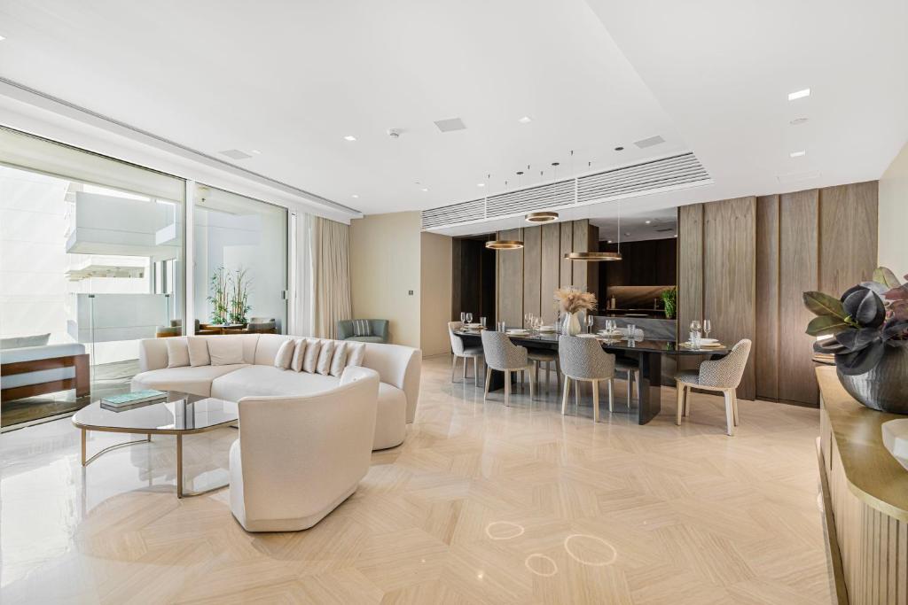 Daniels Spacious 2BR at Five Palm with Biggest Layout, Dubai
