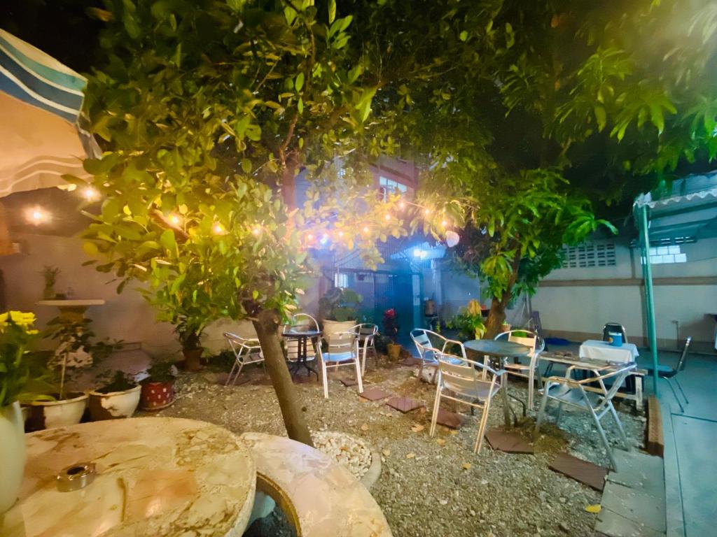 考山绿园酒店 (Green Garden Khaosan)