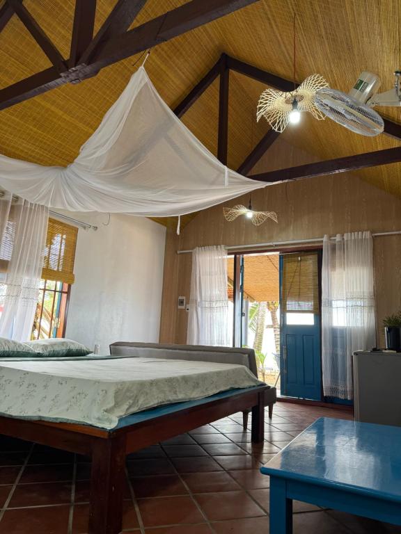 Phu Quoc Kim Bungalow On The Beach