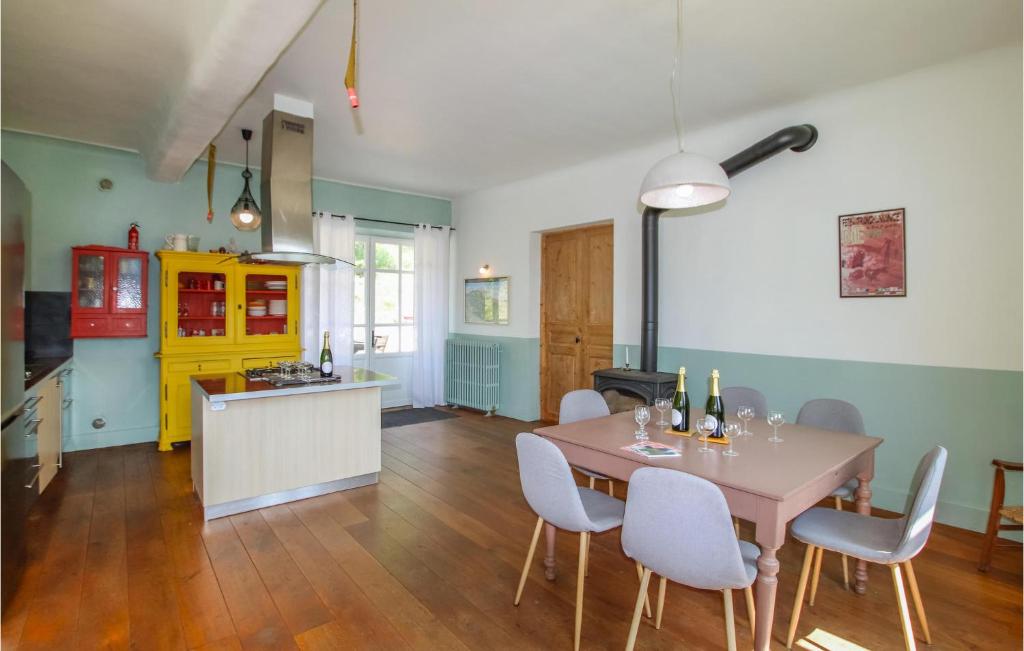 Beautiful Home In Die - 5