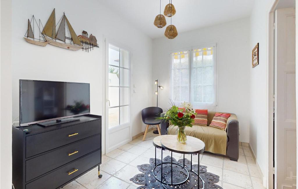 2 Bedroom Gorgeous Home In Royan - 2