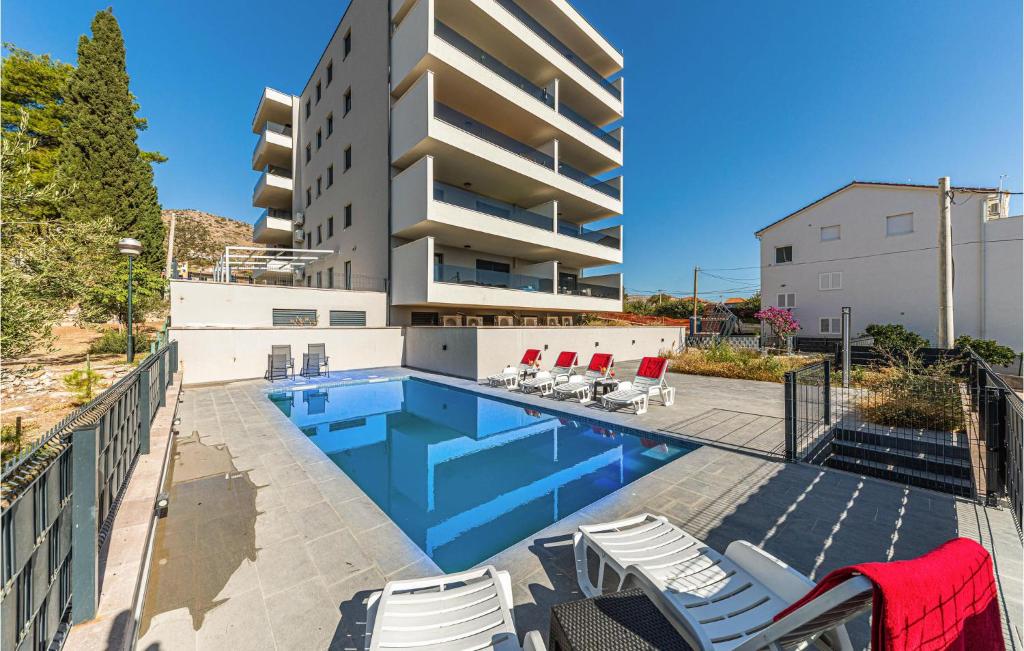 Stunning Apartment In Seget Donji, Trogir