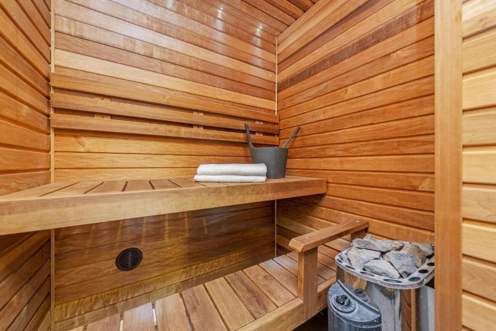 Aisa Studio37, Pärnu